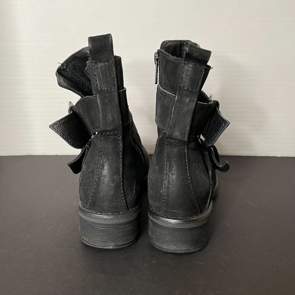 Steve Madden Buckle Boots - Picture 5 of 9